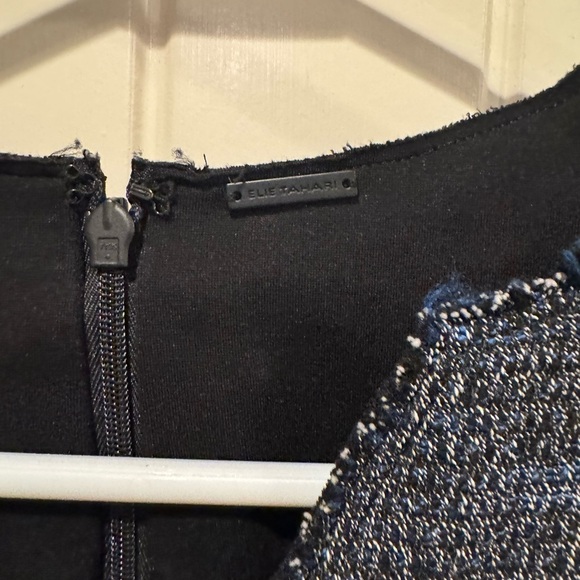 Elie Tahari Women's Short Sleeve Black Speckled Bodycon V-Neck Dress size 4 - Picture 4 of 9